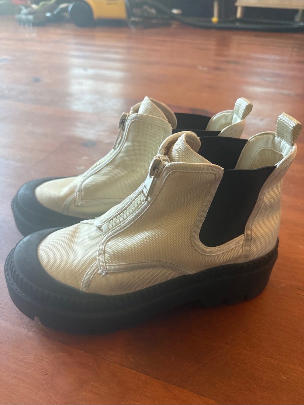 Marc Fisher Cream Zip-Front Platform Chelsea Booties with Black Elastic and Sole